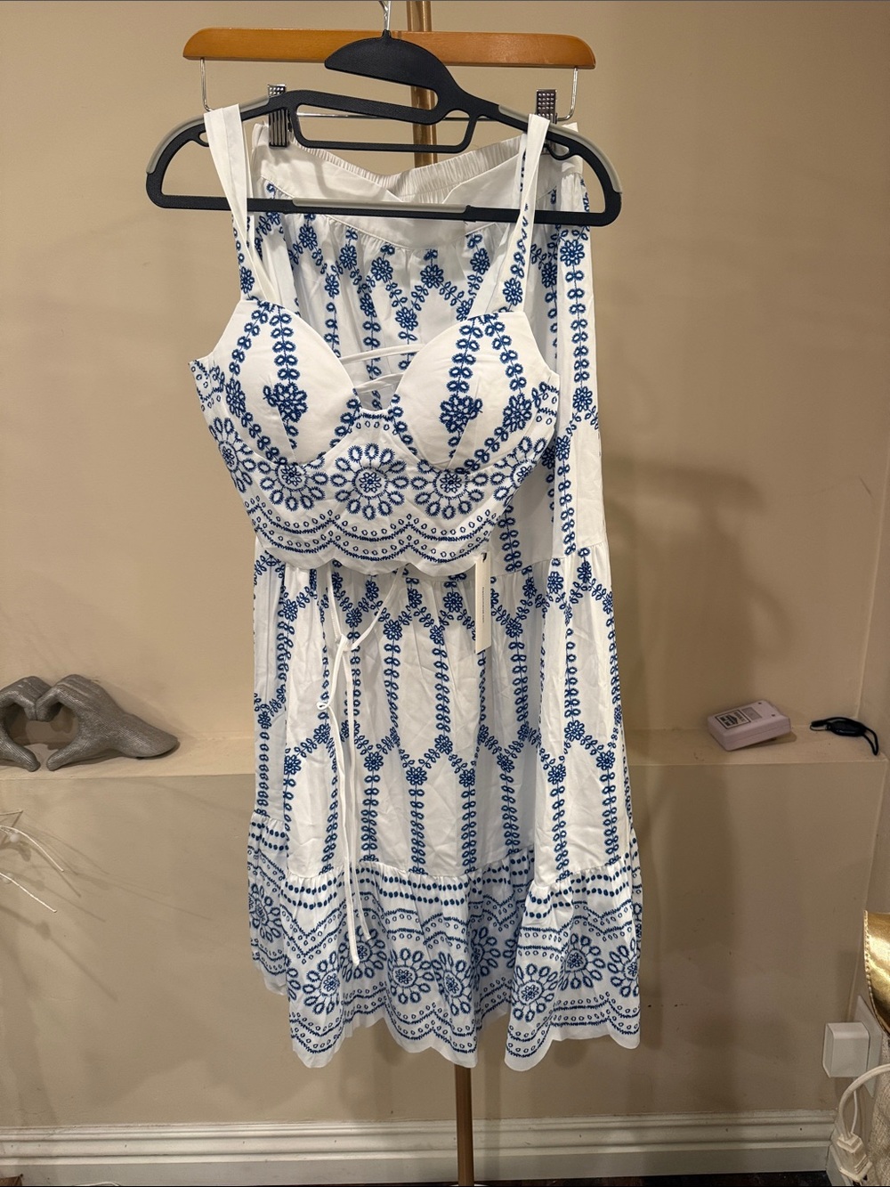 Commense White Maxi Skirt with top set - Picture 2 of 6